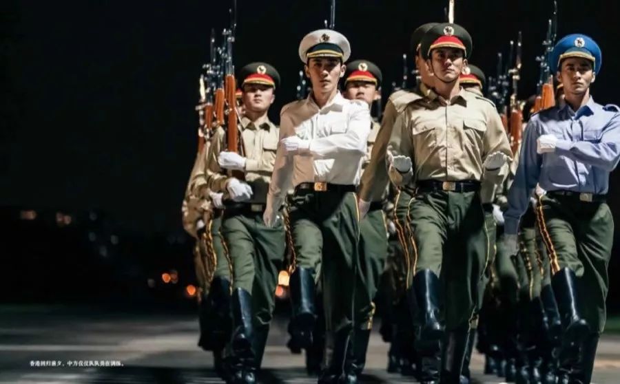  那不勒斯青年军逆袭跻身前三  